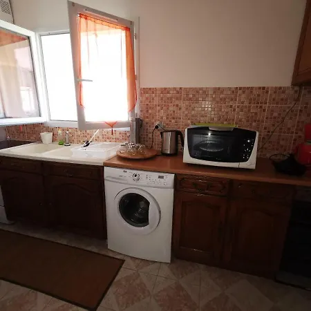 Petite Maisonnette De Plein Pied