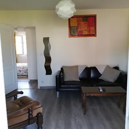 Petite Maisonnette De Plein Pied *